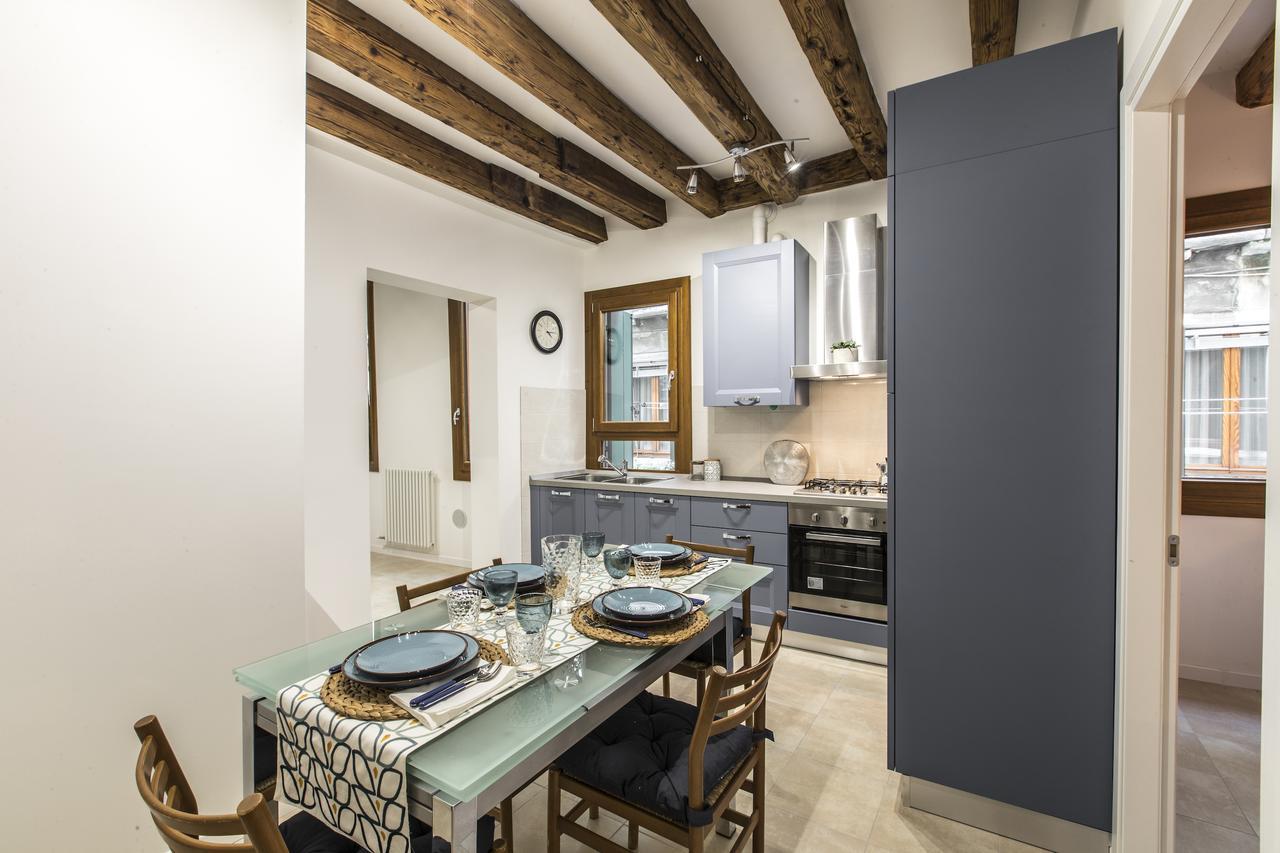Ca Rezzonico Apartment R&R Venice Exterior photo